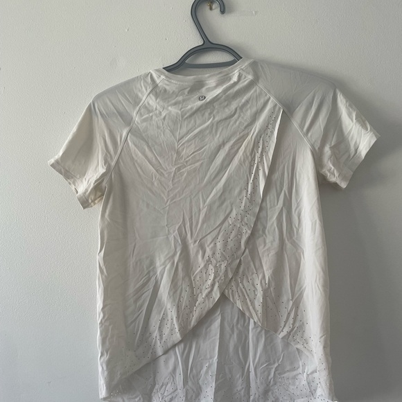 Lululemon top - Picture 3 of 4